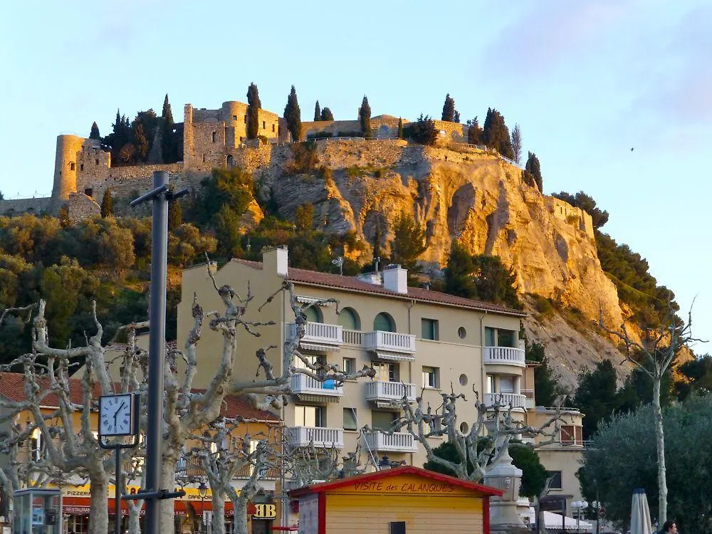 Apartment Avenue Des Terrasses Cassis France